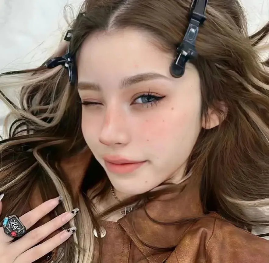 咸鱼哥第二季海报