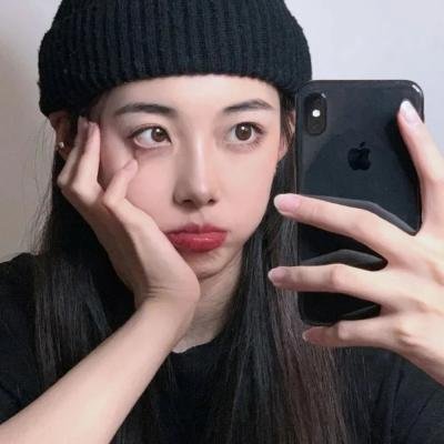 唱歌的女人海报